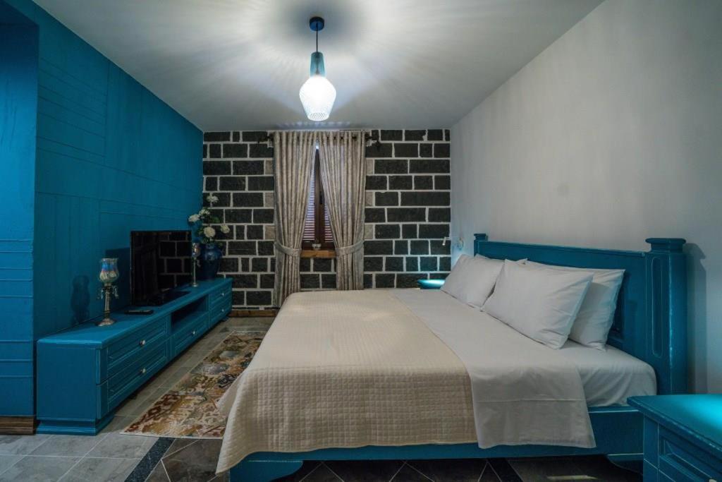 Korca Boutique Hotel ภายนอก รูปภาพ