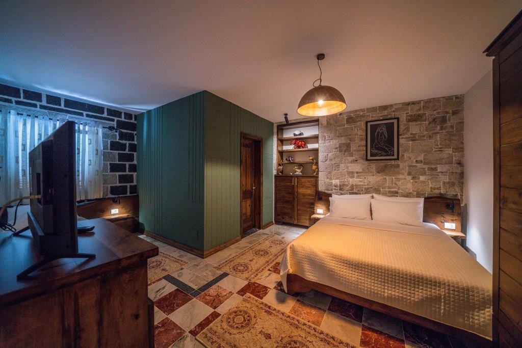 Korca Boutique Hotel ภายนอก รูปภาพ