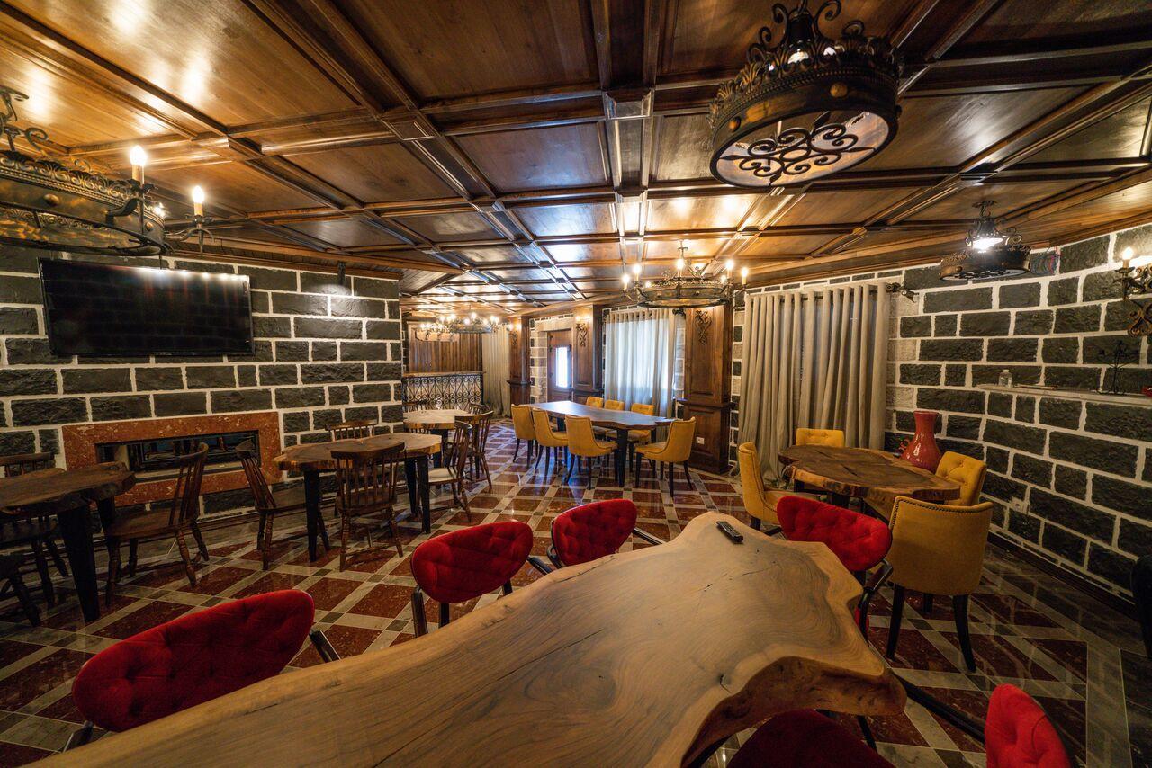 Korca Boutique Hotel ภายนอก รูปภาพ